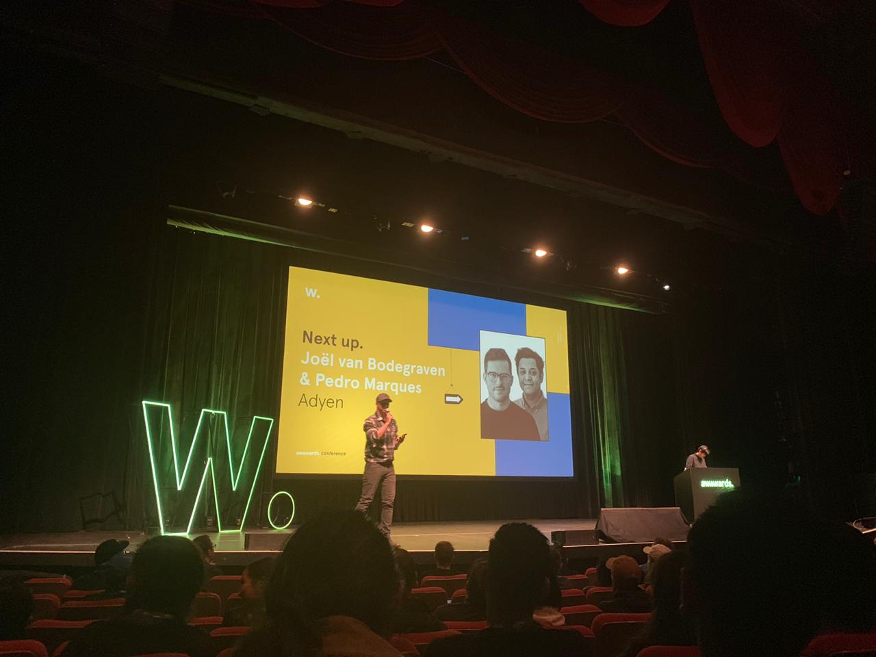 Иллюстрация к статье: Digital Thinkers – Awwwards Conference 2019